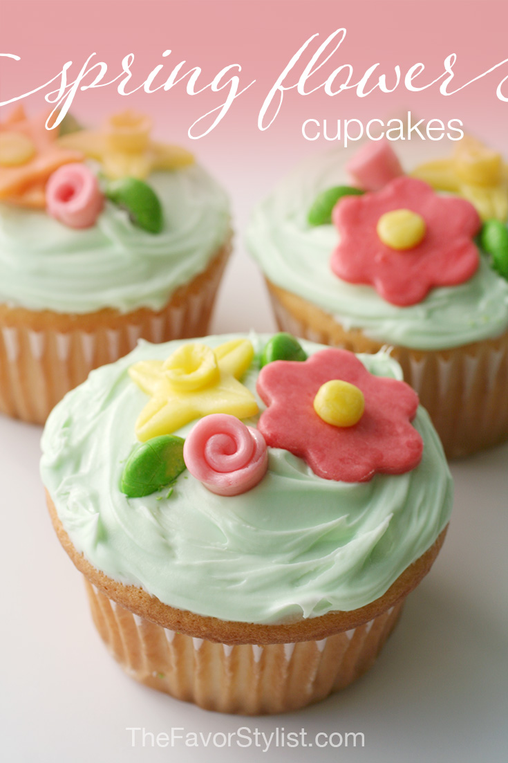 Make these candy flowers to decorate spring cupcakes with mini bouquets.
