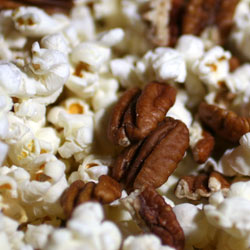 maple pecan popcorn