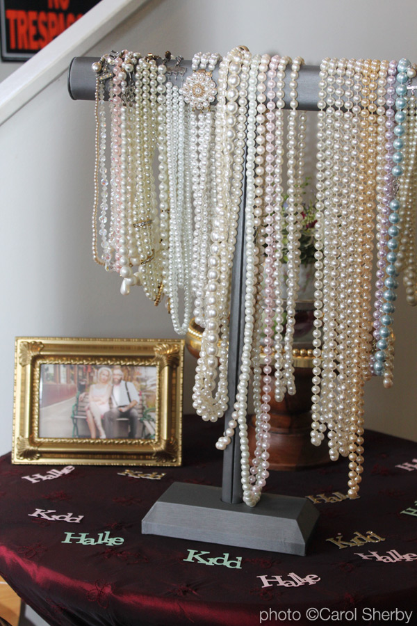 1950's vintage brunch pearls for the ladies