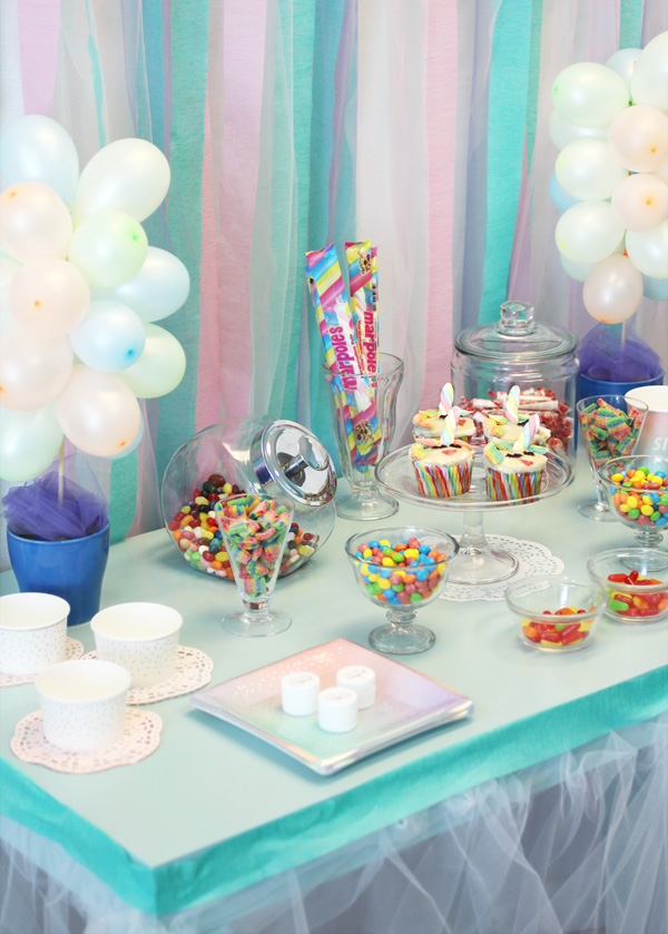 Unicorn Party | How to Plan a Sweet Party Table - The Favor Stylist